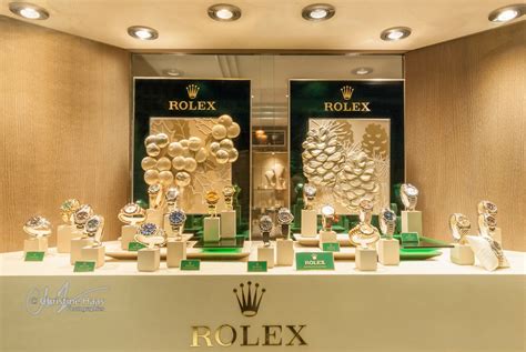 vitrine rolex|Rolex greenroom.